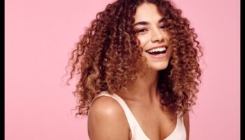 Cirtainas atzīšanās: dalieties ar padomiem, kā nostiprināt dabiskās cirtas