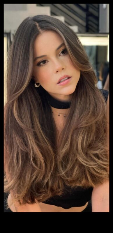 Gludas un izsmalcinātas: taisnas brunešu frizūras gludām noskaņām