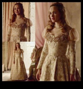 Retro autoratlīdzība: retro tērpi majestātiskas modes valdīšanai