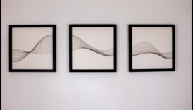 Knapi tur: ienirstiet smalkā minimālisma tintes dizaina valdzināšanā