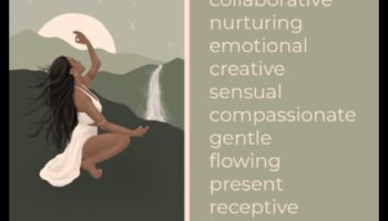 Sīva sievišķība: Spēka apskāviens sievišķīgajā modē